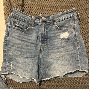 Old Navy Light Wash Distressed Jean Shorts